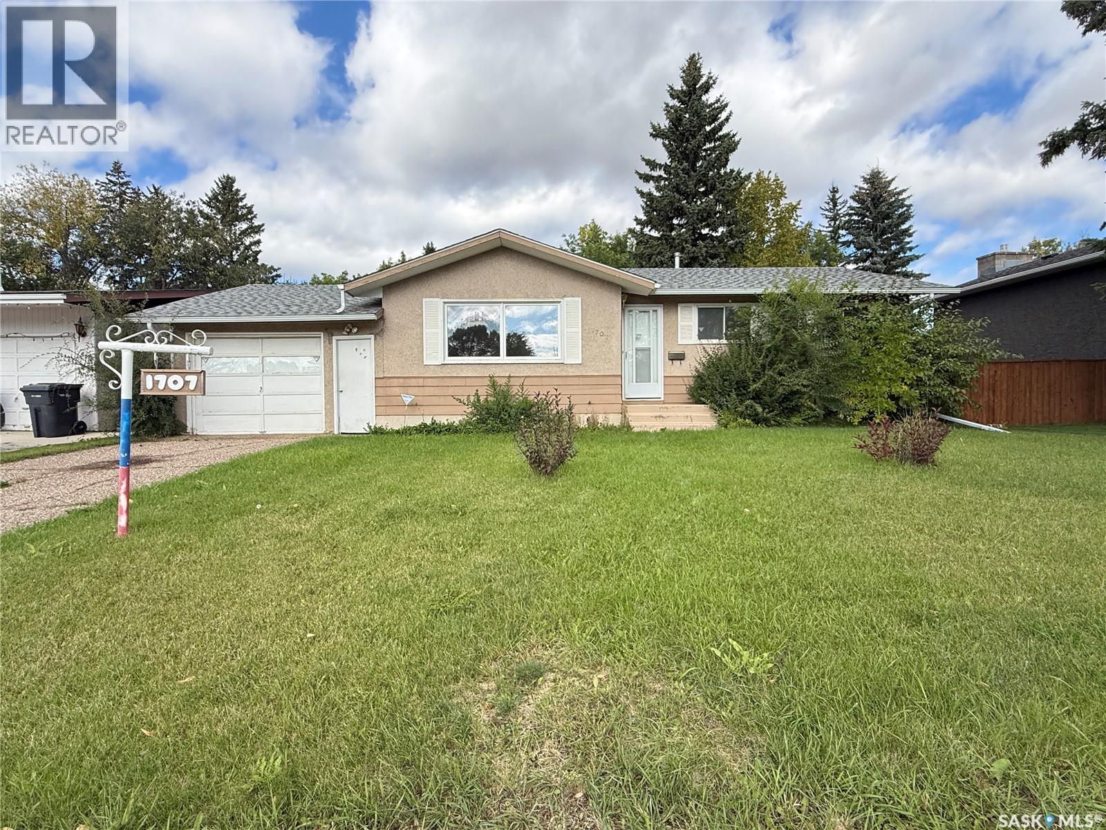1707 Bowers DRIVE - 1