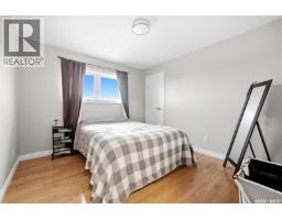 29 Thorn Crescent, Moose Jaw, SK S6J1J3 Photo 24