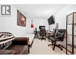 29 Thorn Crescent, Moose Jaw, SK S6J1J3 Photo 32