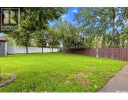 29 Thorn Crescent, Moose Jaw, SK S6J1J3 Photo 43