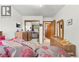 1015 Simcoe Street, Moose Jaw, SK S6H3J3 Photo 25