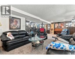 1015 Simcoe Street, Moose Jaw, SK S6H3J3 Photo 31
