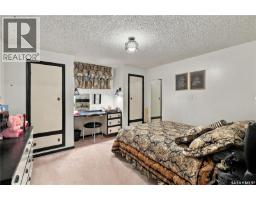 1015 Simcoe Street, Moose Jaw, SK S6H3J3 Photo 36