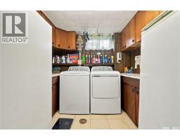 1015 Simcoe Street, Moose Jaw, SK S6H3J3 Photo 38