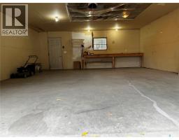 1227 13th Street E, Saskatoon, SK S7H0C3 Photo 31