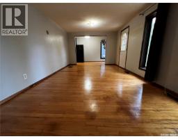 4pc Bathroom - 1227 13th Street E, Saskatoon, SK S7H0C3 Photo 6