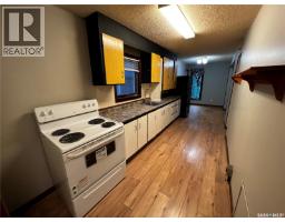 Family room - 1227 13th Street E, Saskatoon, SK S7H0C3 Photo 8