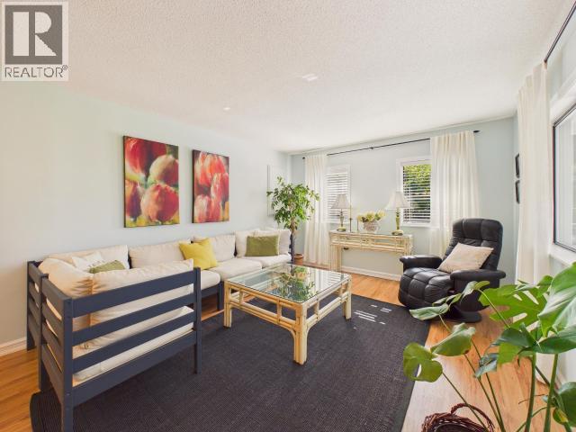 11070 HIGHWAY 101 - 18