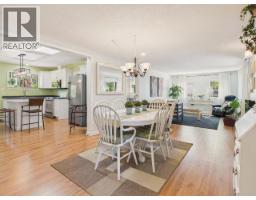 11070 Highway 101, Powell River, BC V8A0L5 Photo 12