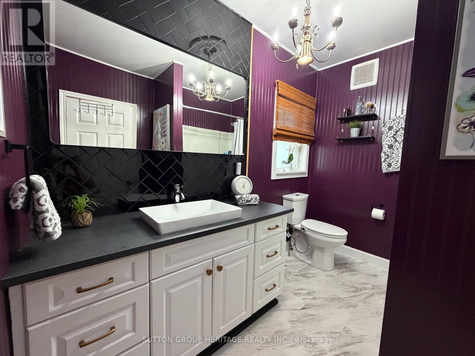 355 GILBERT AVENUE - Image 29