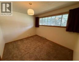 Primary Bedroom - 105 Poplar Place, Hinton, AB T7V1E6 Photo 6