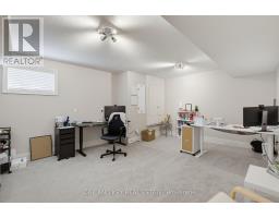3301 Mclauchlan Court, London South, ON N6P0A6 Photo 32