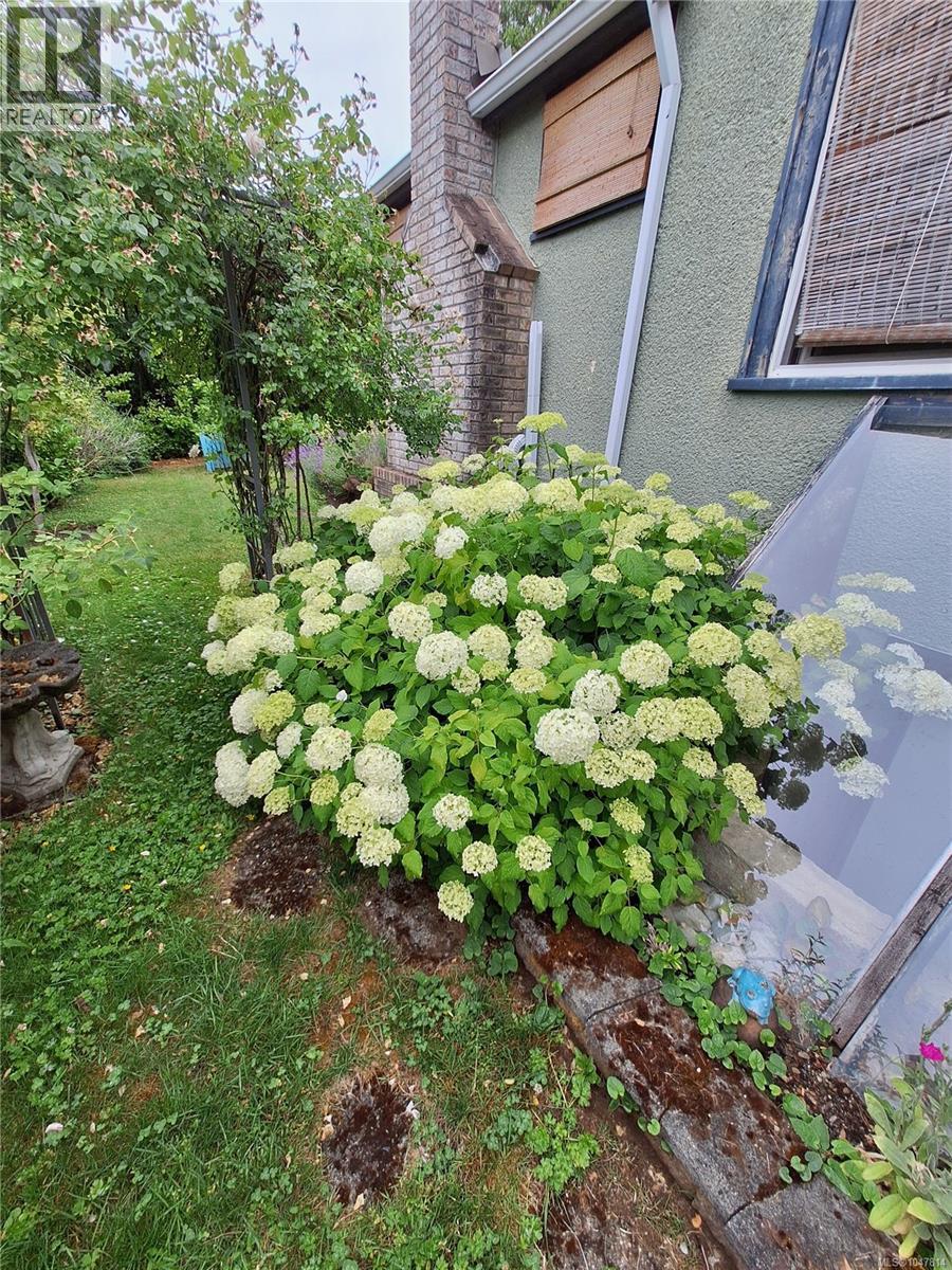4244 Johnston Rd - 77