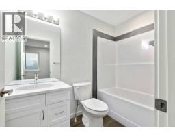 407 Strathcona Circle - photo 18