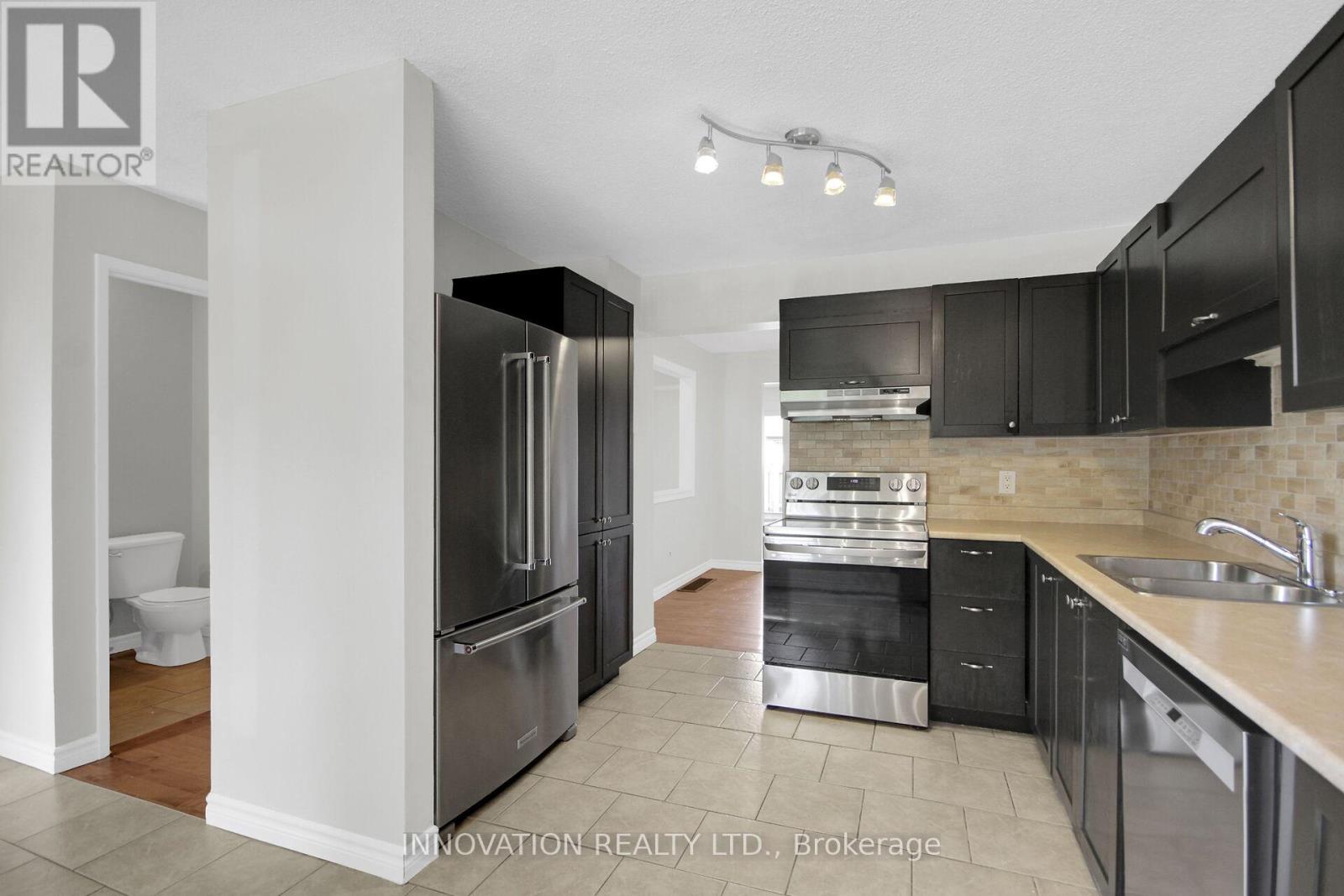 Condos for Sale in Ottawa – 109 – 860 CAHILL DRIVE W, Ottawa – By Peter Sagos - Image 12