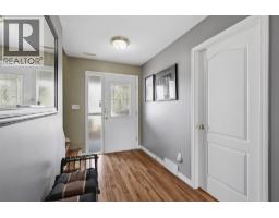 Foyer - 8857 Badger Drive, Kamloops, BC V2C6V2 Photo 6