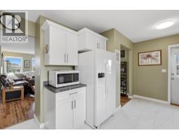 8857 Badger Drive, Kamloops, BC V2C6V2 Photo 15