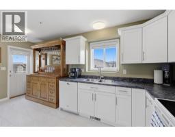 Kitchen - 8857 Badger Drive, Kamloops, BC V2C6V2 Photo 14