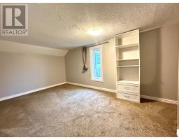 412 Third Street W, Fort Frances, ON P9A3A9 Photo 10