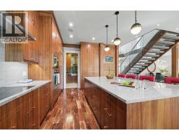 5pc Bathroom - 3821 13a Street Sw, Calgary, AB T2T5Y2 Photo 13