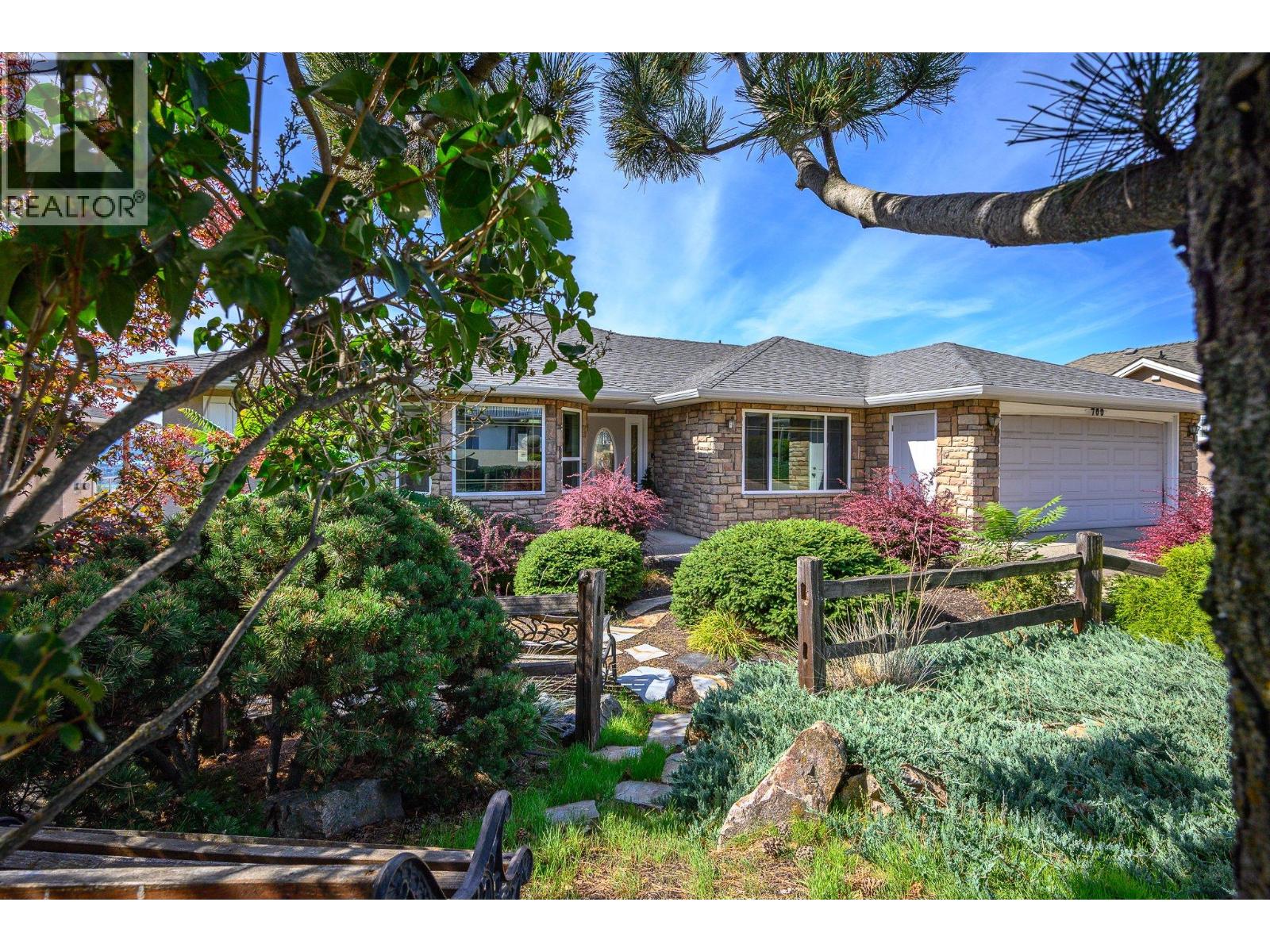 700 Mt York Drive, Coldstream