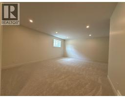 148 Shadow Mountain Boulevard, Cranbrook, BC V1C7C3 Photo 14
