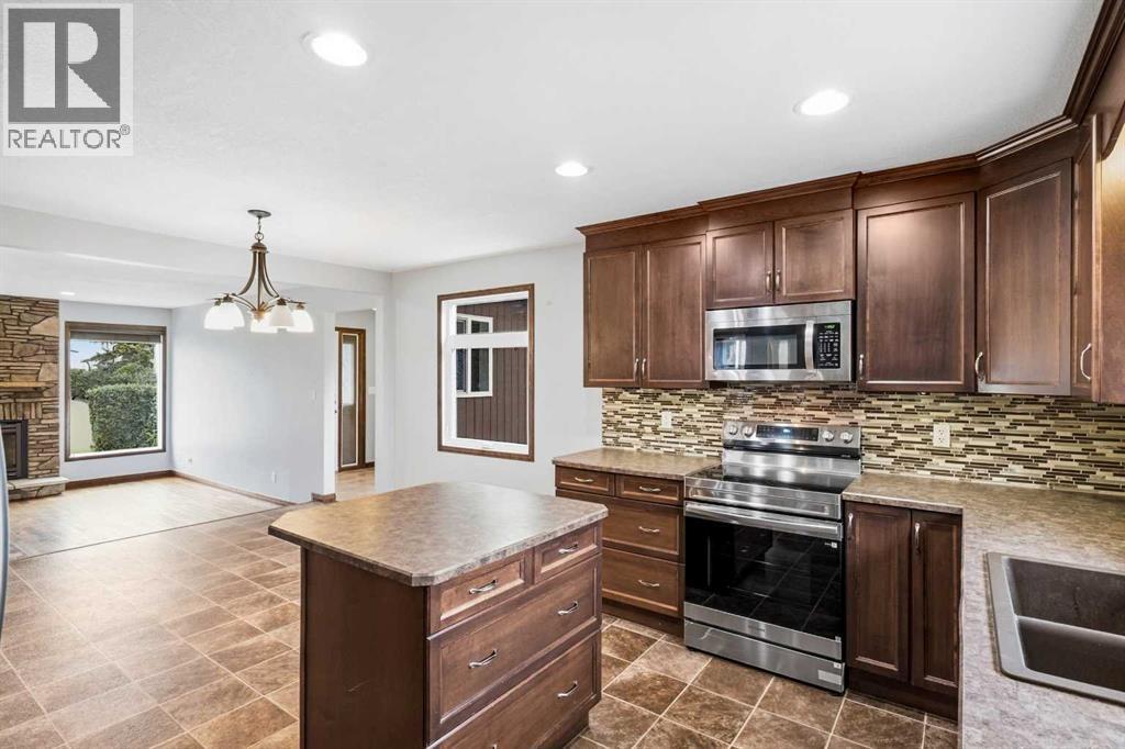 Listing photo – 20 Garden Court, Sylvan Lake