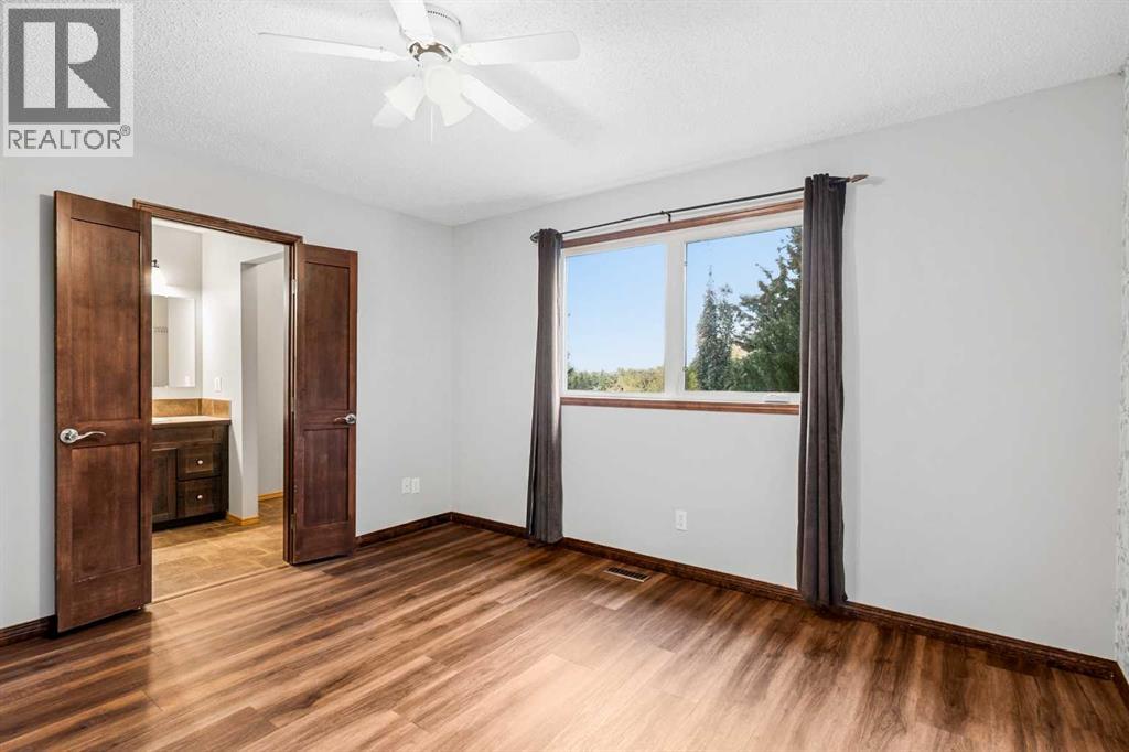 Listing photo – 20 Garden Court, Sylvan Lake