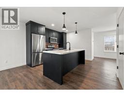 4pc Bathroom - 108 Memorial Parkway, Rural Red Deer County, AB T4E3C5 Photo 6