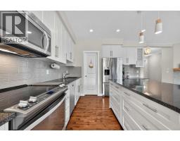 4pc Bathroom - 479 Nolan Hill Drive Nw, Calgary, AB T3R0S9 Photo 11