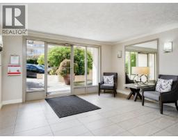 3105 2829 Arbutus Rd, Saanich, BC V8N5X5 Photo 24