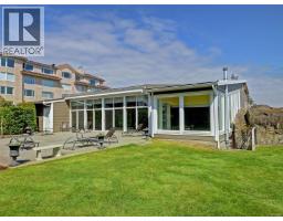3105 2829 Arbutus Rd, Saanich, BC V8N5X5 Photo 26