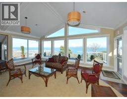 3105 2829 Arbutus Rd, Saanich, BC V8N5X5 Photo 29