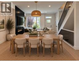 4pc Bathroom - 2236 44 Street Nw, Calgary, AB T3B0X6 Photo 9