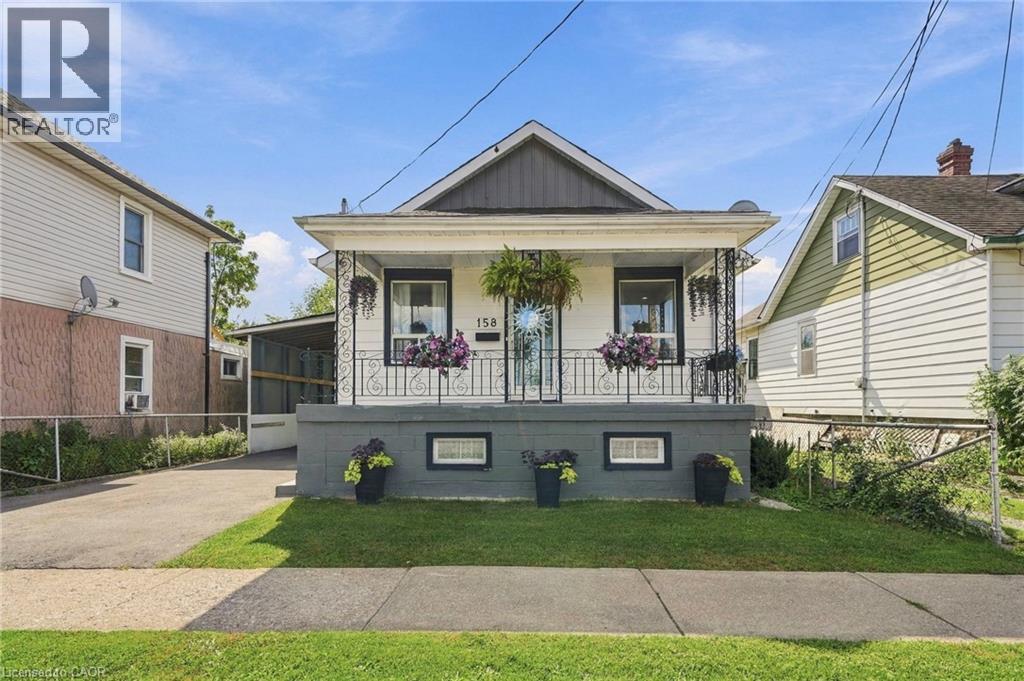 158 NIAGARA FALLS Road - 2