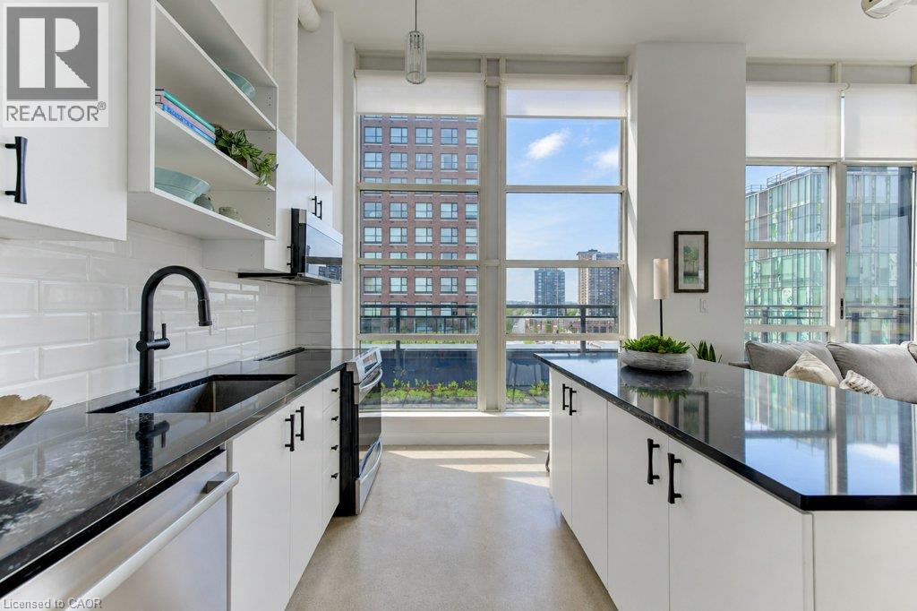 #614 410 KING Street W - 5