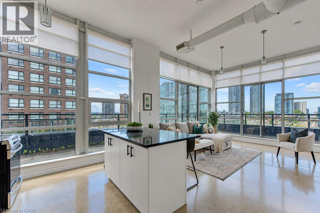 #614 410 KING Street W - 9