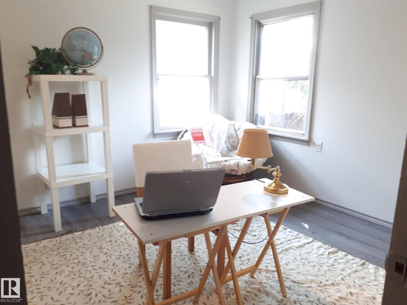 11331 111 Av NW, Queen Mary Park — photo 19 of 28