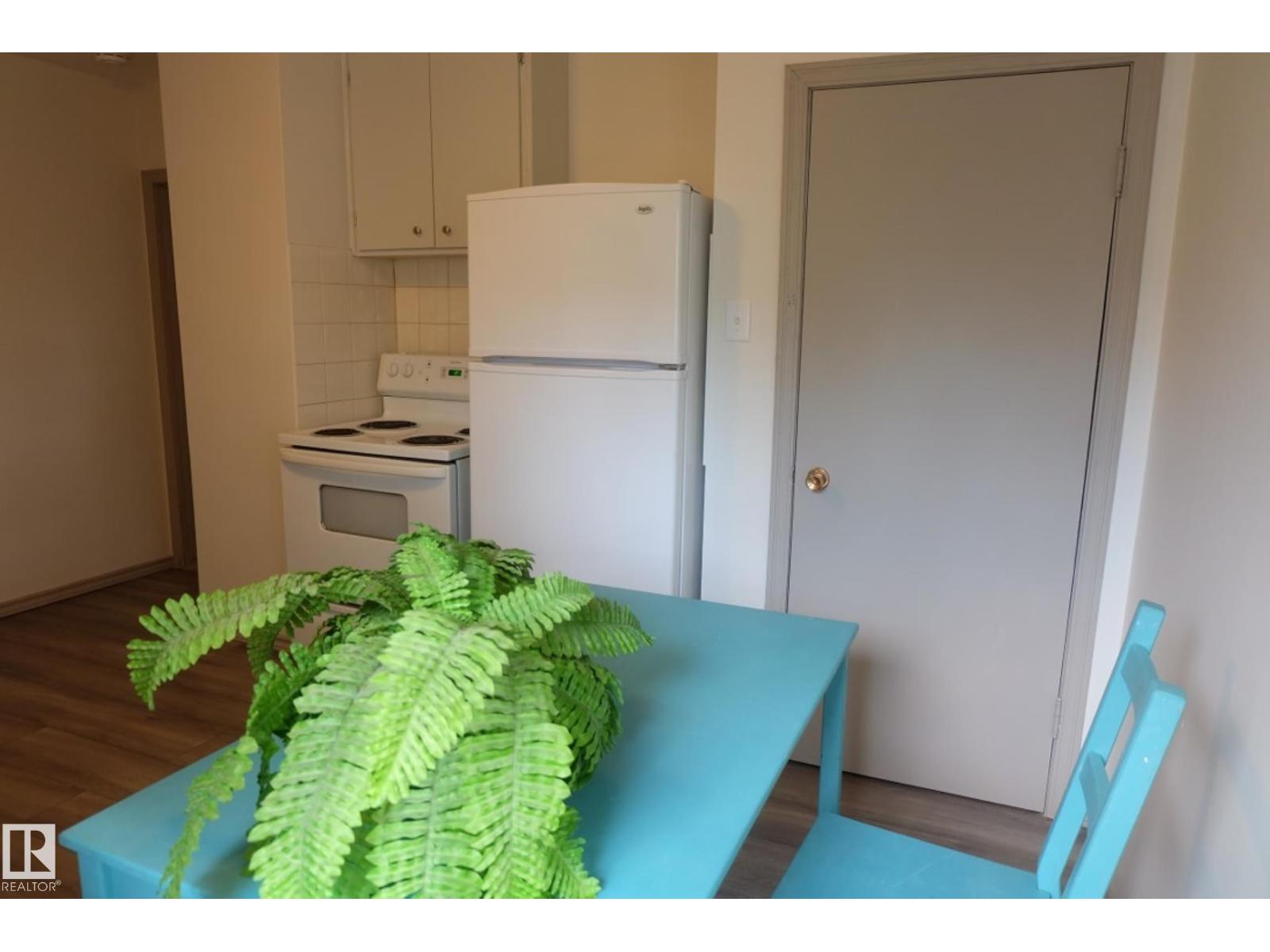 11331 111 Av NW, Queen Mary Park — photo 7 of 28