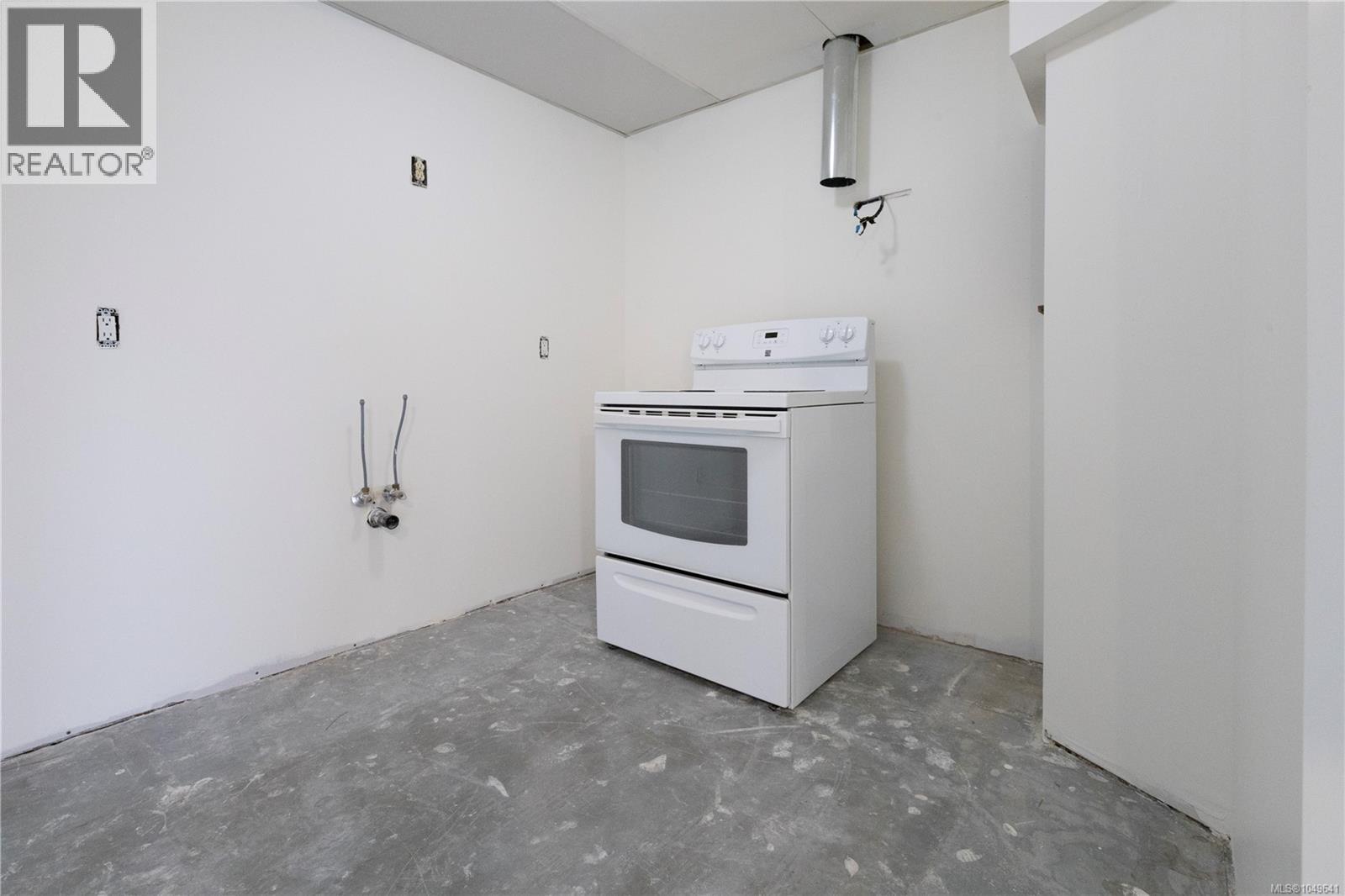 923 Walfred Rd - Image 43
