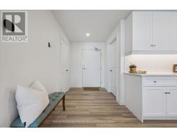 Living room - 203 - 99b Farley Road, Centre Wellington, ON N1M0K5 Photo 6