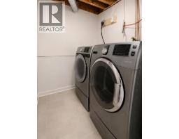 Kitchen - 228 Castleridge Drive Ne, Calgary, AB T3J1X3 Photo 6