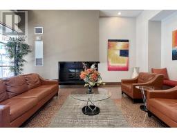 703 - 736 Bay Street, Toronto, ON M5G2M4 Photo 11