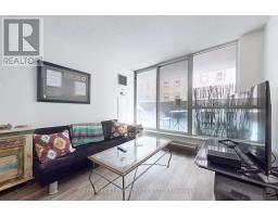 703 - 736 Bay Street, Toronto, ON M5G2M4 Photo 14