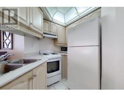 703 - 736 Bay Street, Toronto, ON M5G2M4 Photo 24