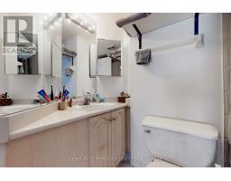703 - 736 Bay Street, Toronto, ON M5G2M4 Photo 28