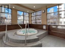 703 - 736 Bay Street, Toronto, ON M5G2M4 Photo 41