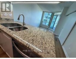 1119 - 230 Queens Quay, Toronto, ON M5J2X1 Photo 8