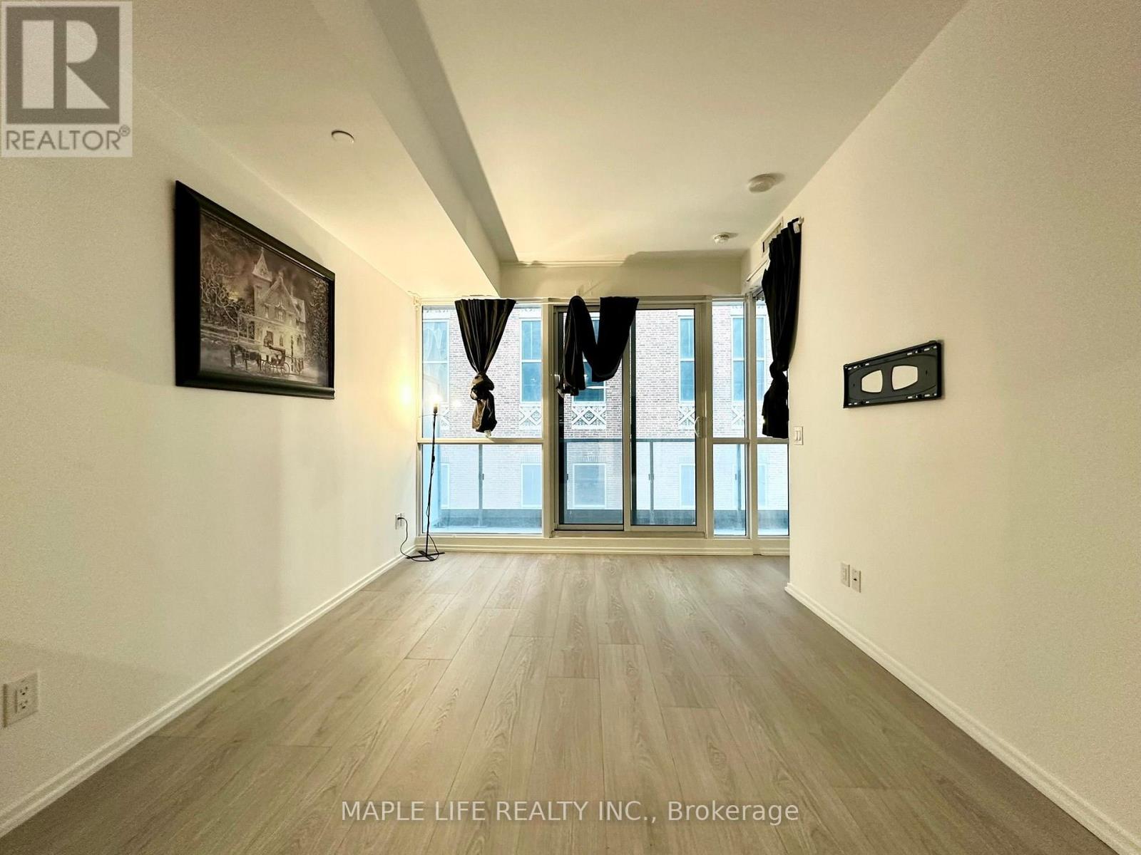 Photo of 1707 - 70 TEMPERANCE STREET
