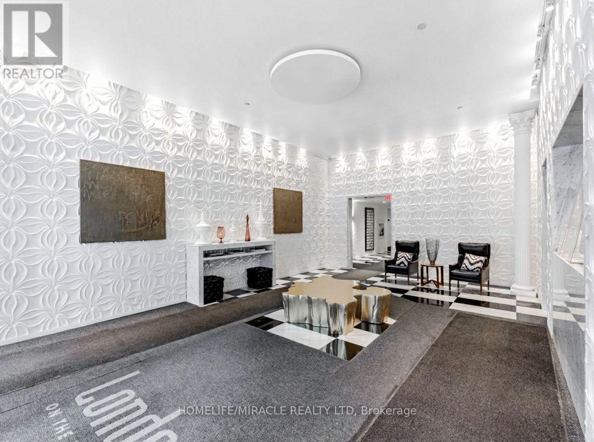 Photo of 202W - 1 SCOTT STREET